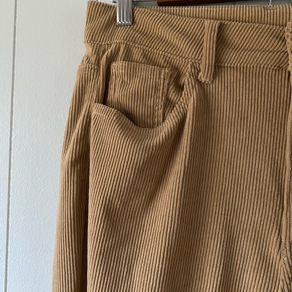 SHEIN ribbed corduroy khaki pants. Size large - Picture 4 of 6